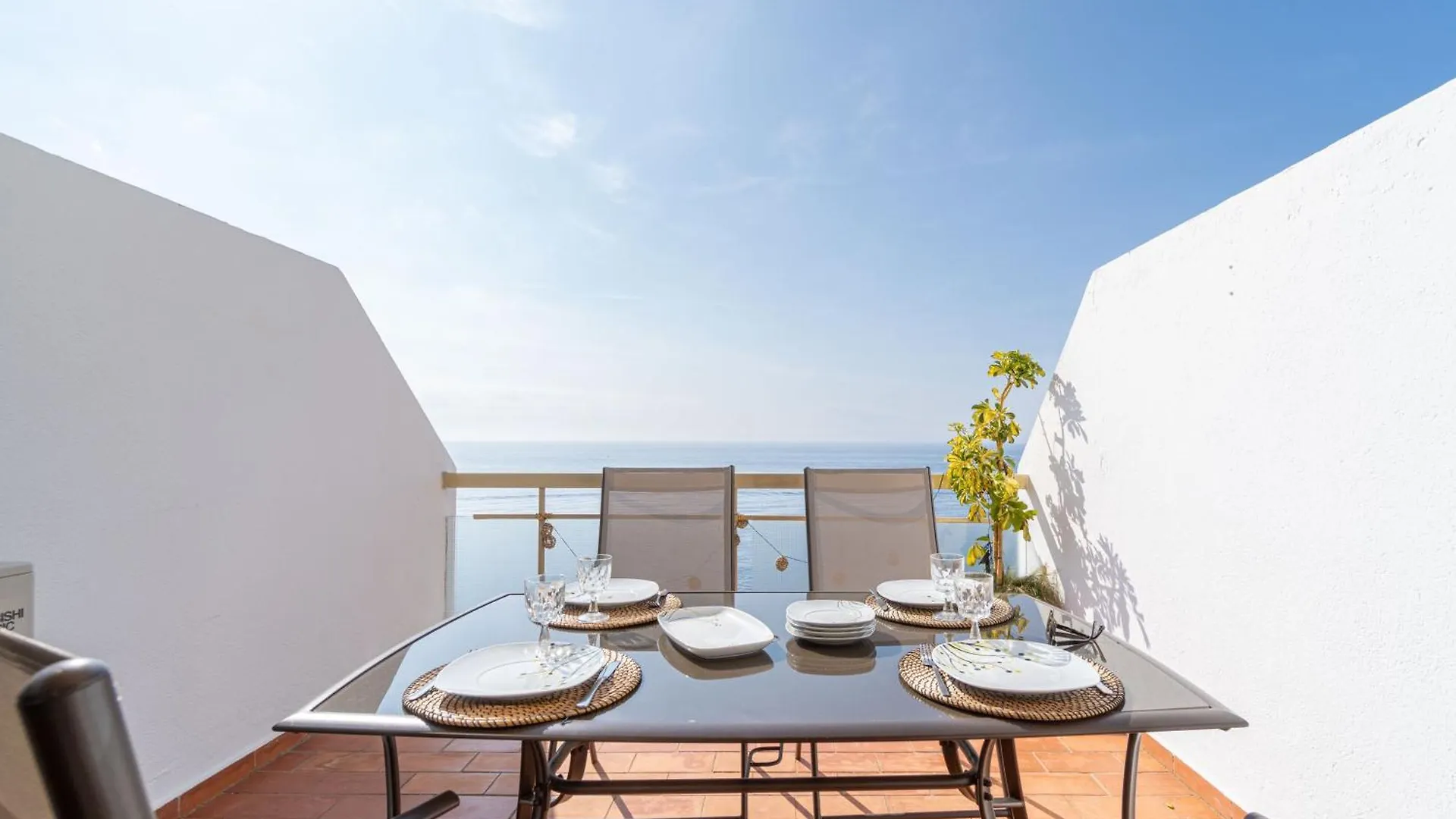 Apartment Meda Chica Roses Spain