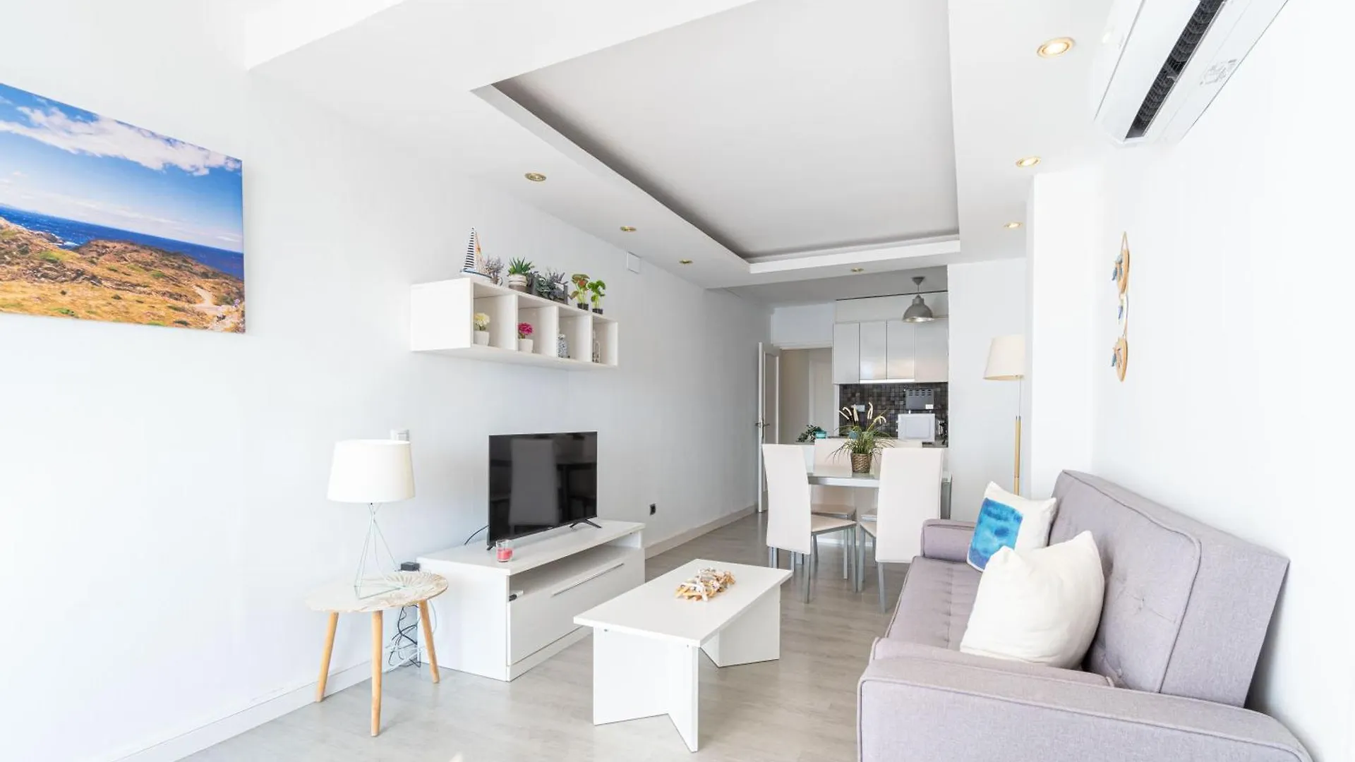 Apartment Meda Chica Roses Spain